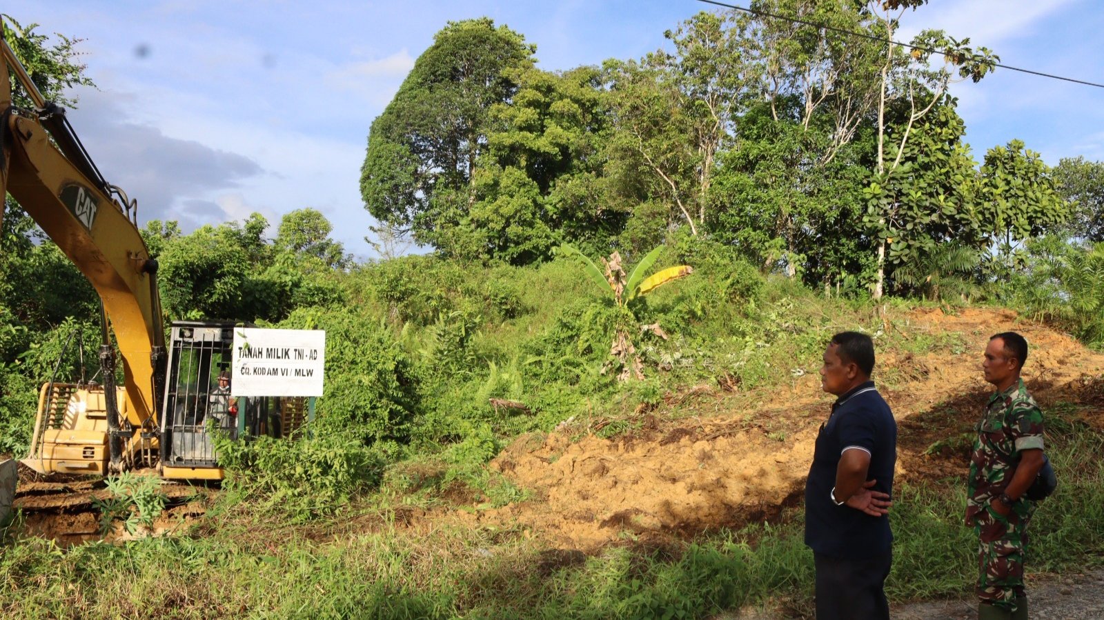 Wujudkan Ketahanan Pangan di Kaltara, TMMD Ke-121 Kodim 0910/Malinau Cetak Lahan Kebun Seluas 3 Hektar