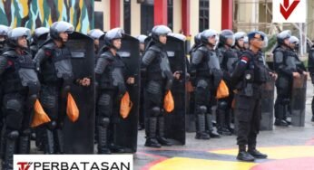 Kapolda Kaltara Pimpin Apel Gelar Pasukan di Mako Satbrimob Polda Kaltara Sekaligus Mengecek Kesiapsiagaan Personel Dalam Rangka Pengamanan Pilkada 2024