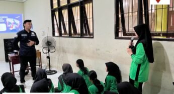 Kegiatan Sosialisasi Kehumasan Tentang Penggunaan Media Sosial Di Kalangan Pelajar SMP