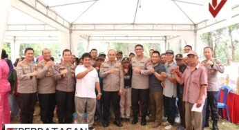 Kapolda Kaltara Melaksanakan Kunjungan ke Pospol KM. 53 Sekaligus Menyapa Masyarakat Desa Metun