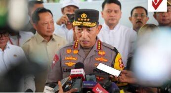 Tinjau 2 Gereja, Kapolri Pastikan Pengamanan dan Pelayanan Misa Malam Natal