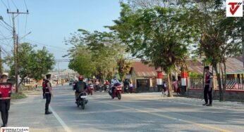 DIT SAMAPTA POLDA KALTARA TEMPATKAN PERSONEL DI SEJUMLAH SEKOLAH RAWAN KEMACETAN